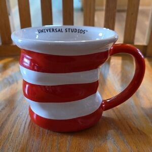 Dr. Seuss Universal Studios Ceramic Sculpted Cat In The Hat Mug